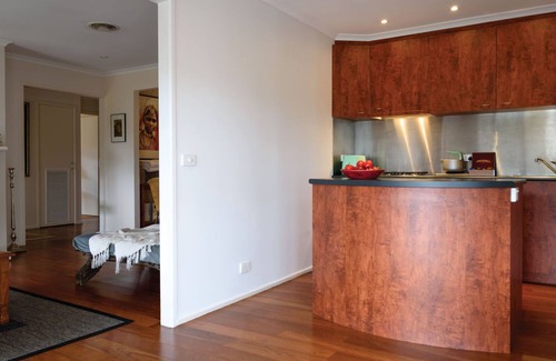 Daylesford House | Waterfalls Summary: W