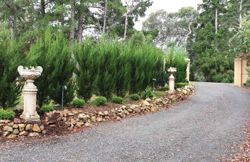 Daylesford House | Waterfalls Summary: W