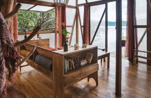 Isla Cristobal Cabin | Waterfront Mangrove Treehouse - sloths & coral