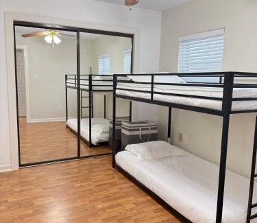 La Porte House | Waterfront 3BR 2BA Home near Kemah NASA Galveston