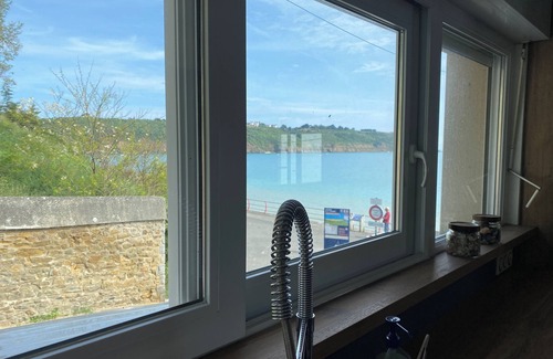 Cotes d'Armor House | Waterfront beach house