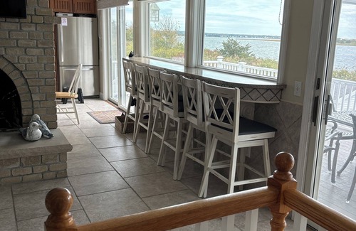 Misquamicut House | Waterfront Beach House