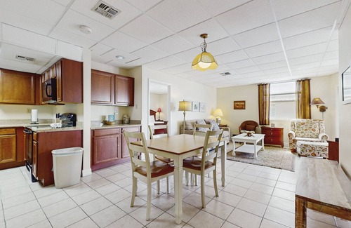 South Padre Island Condo | Waterfront condo with pool & dock - minutes from the beach