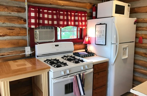 Lac du Flambeau Cabin | Waterfront Cabin: Pontoon Boats, Canoes, Kayaks. Pets Ok. Colorama Specials!