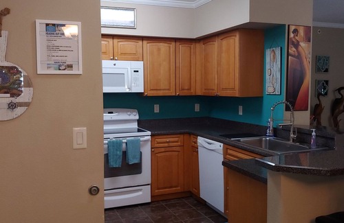 Gulf Landings Condo | Waterfront Condo w/Boat Slip-Beach & Boat Access-Dog Friendly
