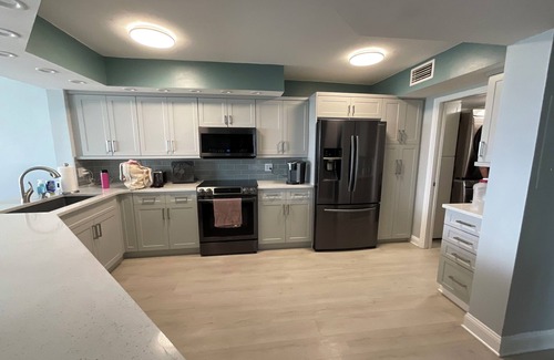 Bayway Isles Condo | Waterfront condo with stunning views on Boca Ciega Bay - Isla Key - Updated