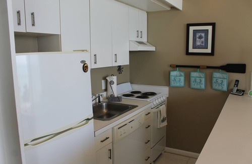 Collier County House | Waterfront Condominium - Apollo #902