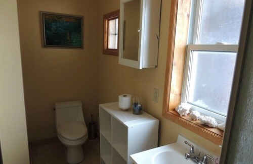 Collingwood Cottage | Waterfront Cottage On Private Lake - about 20 km from Collingwood