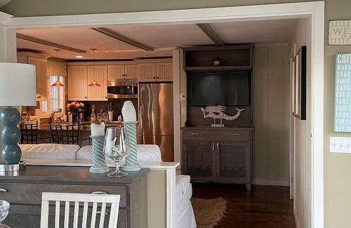 Eastham Cottage | Waterfront Designer Styled Home in National Seashore Area