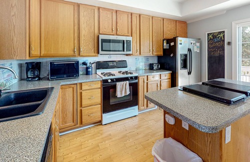 Brigands' Bay House | Waterfront, dog-friendly house with pool, private hot tub, AC, W/D & kayak