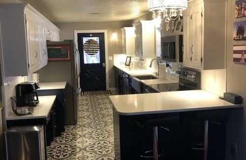 Rogers House | Waterfront, Easy Slope Lake Access, Dog Friendly, HOT TUB, lots of activities