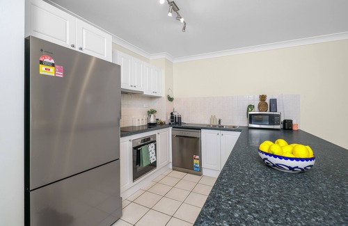 Huskisson Villa | Waterfront Escape with Exclusive Jetty! 4 minutes walk into central Huskisson.