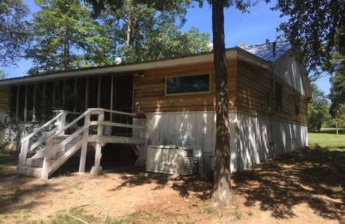 Hemphill Cabin | Waterfront Family Cabin On Toledo Bend!