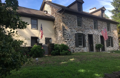Bridgeton Townshp House | Waterfront Guest House Bed & Breakfast on the Delaware River in Bucks County