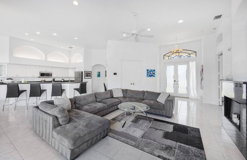Marco Island House | Waterfront home on key lot w/pool, spa & views