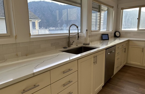Wapato Point House | Waterfront, HotTub, Pool, PickleBall, Wapato Point