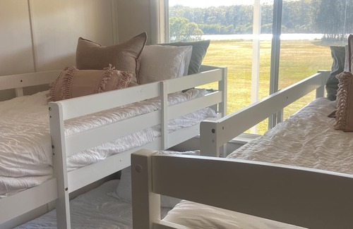 Sussex Inlet House | Waterfront house overlooking the Inlet - now with WIFI