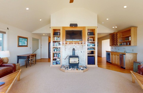 Buxton House | Waterfront house with private hot tub, pool, ocean view, & AC - walk to dining