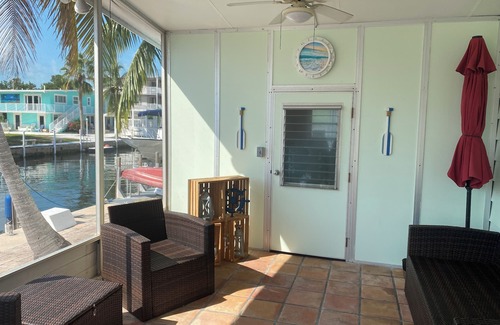 Rock Harbor House | Waterfront mobile home with AC in Key Largo - 3 bedroom
