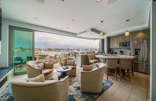 Balboa Peninsula House | Waterfront Newport Beach, Balcony Views Hot Tub