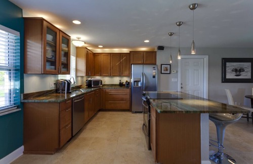 Shore Acres House | Waterfront Oasis Near Vibrant Downtown St. Pete