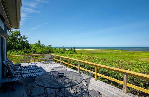 Orleans House | Waterfront on Cape Cod Bay
