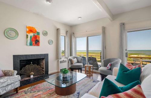 Orleans House | Waterfront on Cape Cod Bay