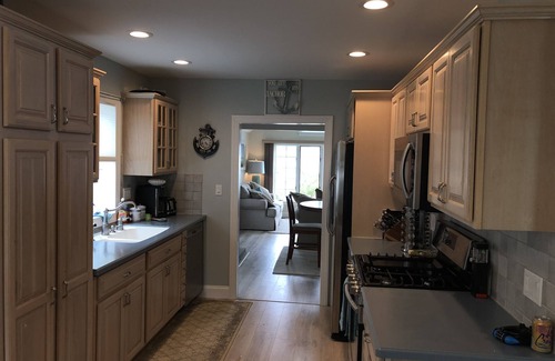 Osbornsville House | Waterfront property - On the Beach