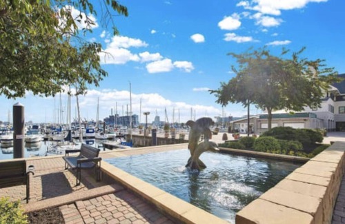 Riverside Condo | Waterfront property in Harborview