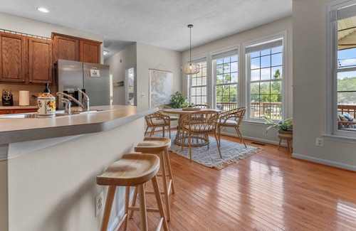 Wicomico Church House | Waterfront property, private dock, kayaks, paddle boards, broadband internet.
