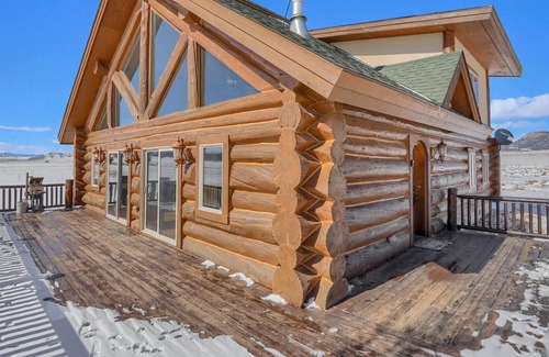 Lake George House | Waterfront Ranch Cabin w/Jacuzzi & Mountain Views
