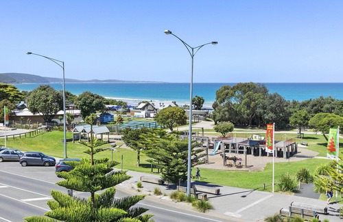 Lorne Apartment | Waterfront Seven - In the heart of Lorne