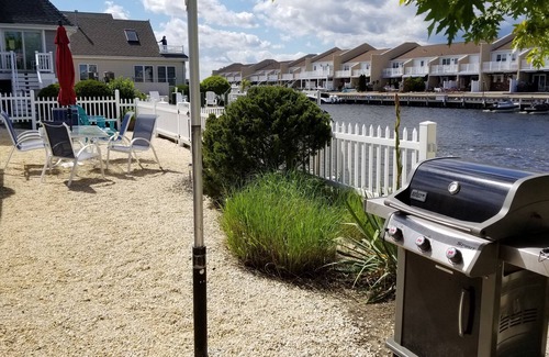 Ocean Beach I House | Waterfront Slice of Paradise at the Jersey Shore