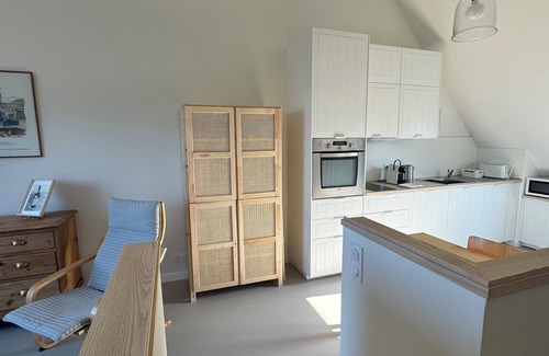 Guilvinec Apartment | WATERFRONT STUDIO