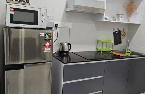 Kuching Condo | Waterfront Suite, Serena view @Riverine Resortnn