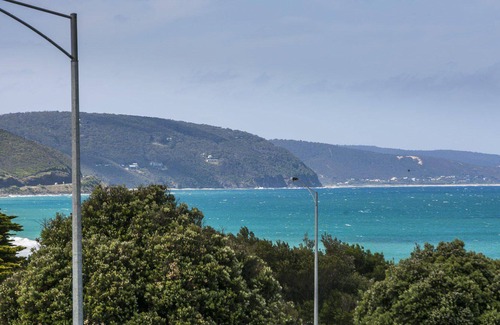 Lorne Apartment | Waterfront Three - In the heart of lorne