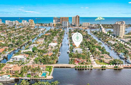 Seven Isles House | Waterfront Villa Beach Proximity Venice of America Coastal Extravagance Palm Key VlLLAS