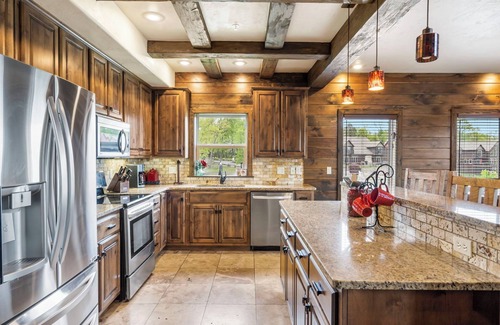 Indian Point House | WaterMill Cove Resort Luxury Lakefront Villa L-By Silver Dollar City-Theatre Room-POOL-Lazy River