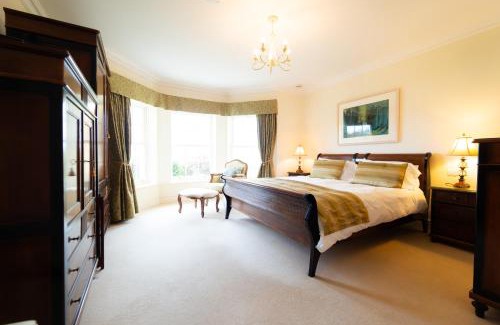 Dingle Apartment | Waters Edge 1