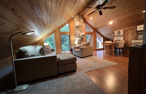 Ohiopyle Ski Chalet | Water’s View at Schaefer’s Cove