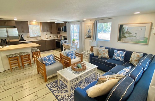 Saint James City Cottage | Waterside Cottage: Newly Renovated on canal w 26’ boat dock!
