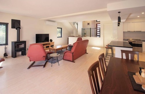 Margaret River House | Waterside One | Secluded Luxury