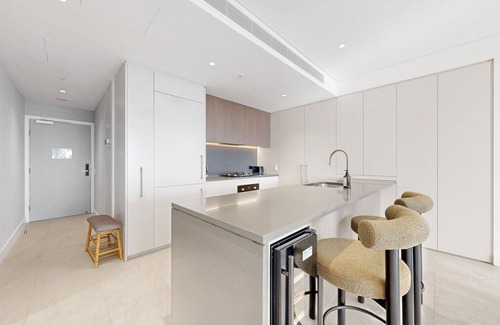 Rhodes Apartment | Waterview High, Rhodes Isyd