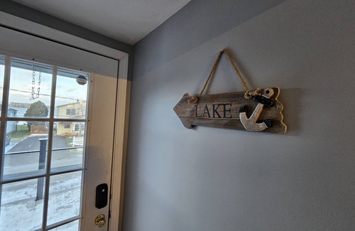 Durhamville Apartment | Waterview Lux Retreat
