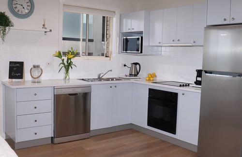 The Entrance Apartment | Waterviews on Marine - Apartment 3