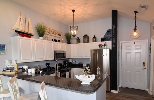 North Myrtle Beach Condo | Waterway community 3 bedroom 2 bath condo 3rd floor Outdoor pool 1 mile to ocean