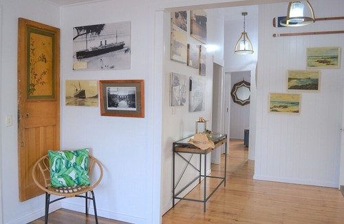 Tin Can Bay House | Watoomba House Seaviews overlooking park, sleeps 8, air con, room for your boat