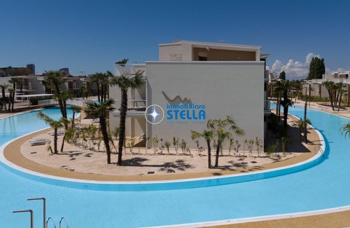 Jesolo Apartment | *Wave Island Resort E1* [ pool & free park ]