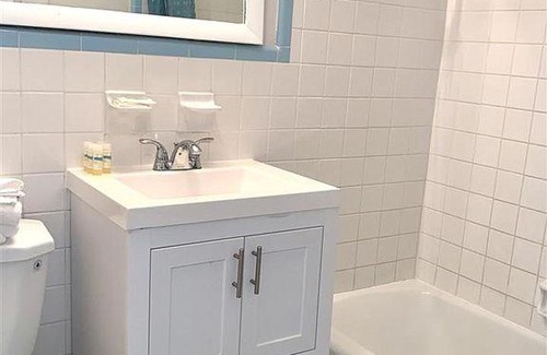Myrtle Beach Apartment | Wave Rider Resort across from OCEAN FRONT