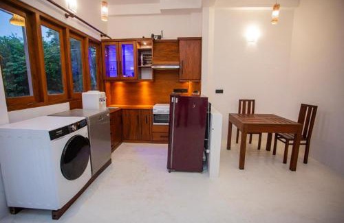Kathaluwa Villa | Waveline- Mirissa Surf Retreat